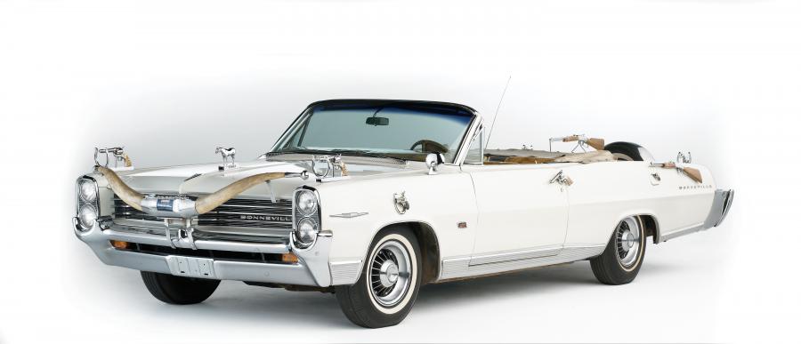  Pontiac Bonneville Hank Williams Jr Custom Convertible 1964 года  (фото 1 из 24)